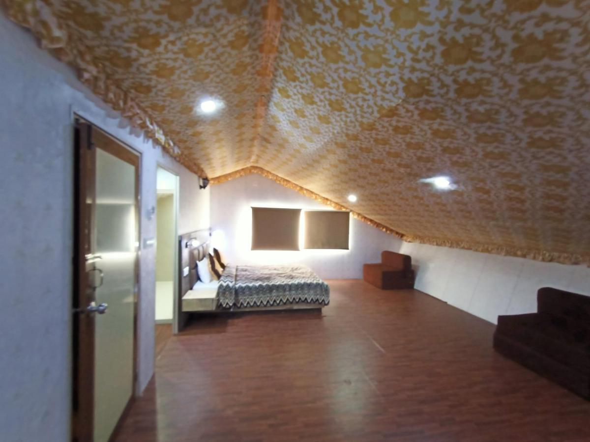 Ghughuti Resort Lansdowne Лансдаун Екстер'єр фото